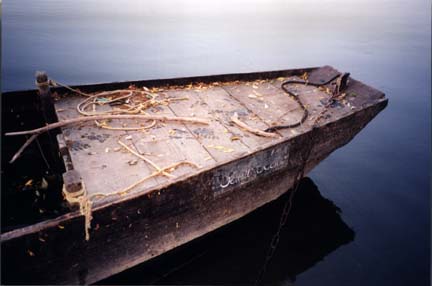 Barque sur l’eau.