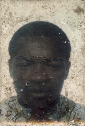 Visage d’homme.