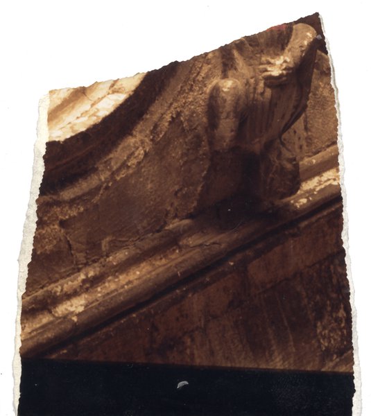 Moulure dorée. Fragment.